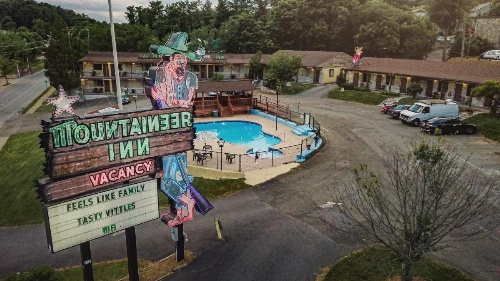 The Mountaineer Inn - Asheville image 10