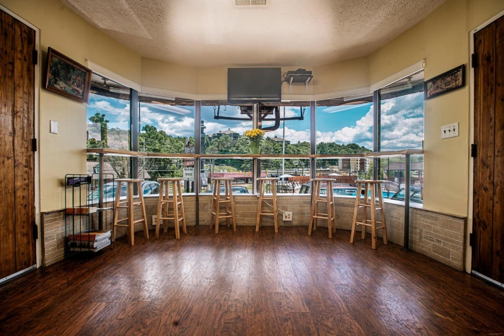 The Mountaineer Inn - Asheville