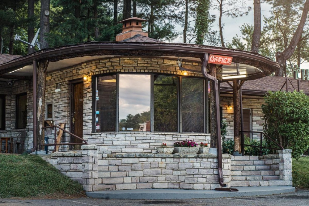 The Mountaineer Inn - Asheville